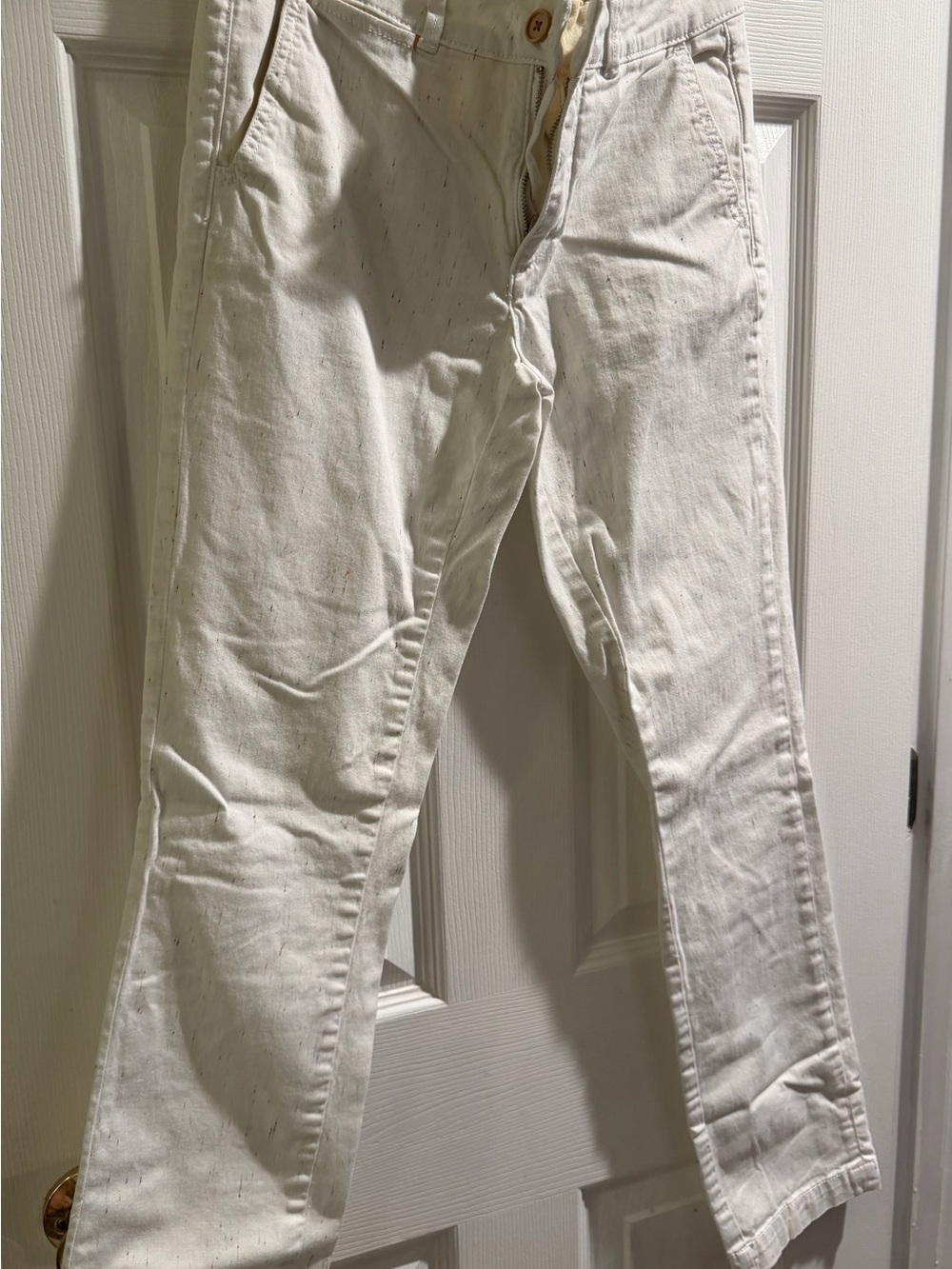 Anthropologie CHINO Relaxed Jeans in Off-White with Subtle Speckle